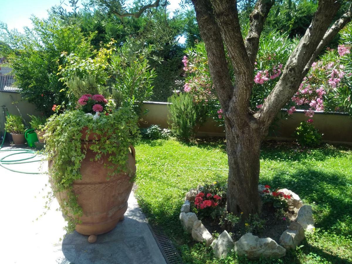Appartamento Berlicche Agliana ภายนอก รูปภาพ